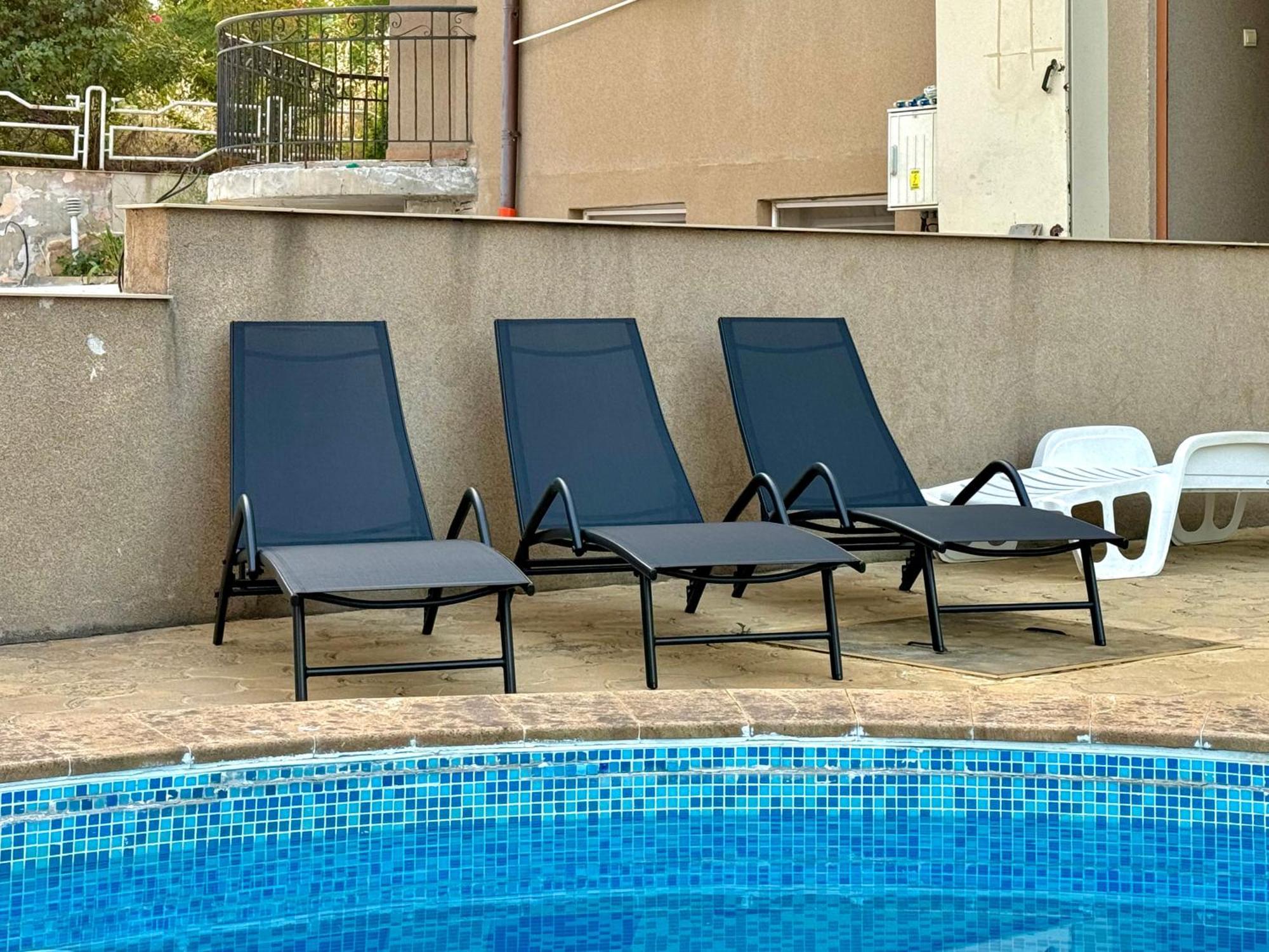 Beachfront Havana Свети-Влас Экстерьер фото