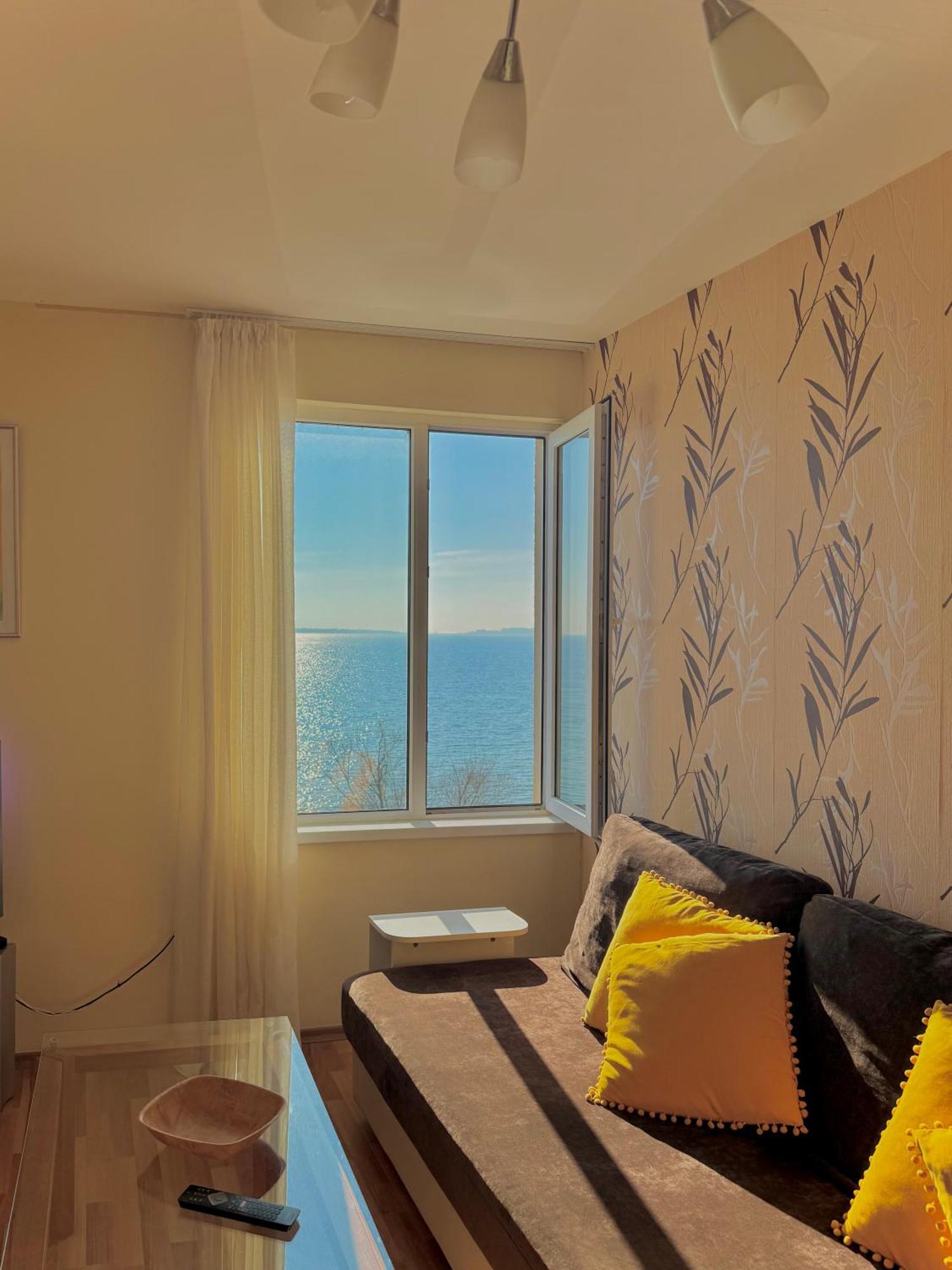 Beachfront Havana Свети-Влас Экстерьер фото